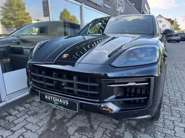 PORSCHE Cayenne Coupe Sport-Design Bose Pano Camera