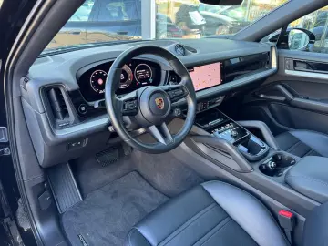 PORSCHE Cayenne Coupe Sport-Design Bose Pano Camera