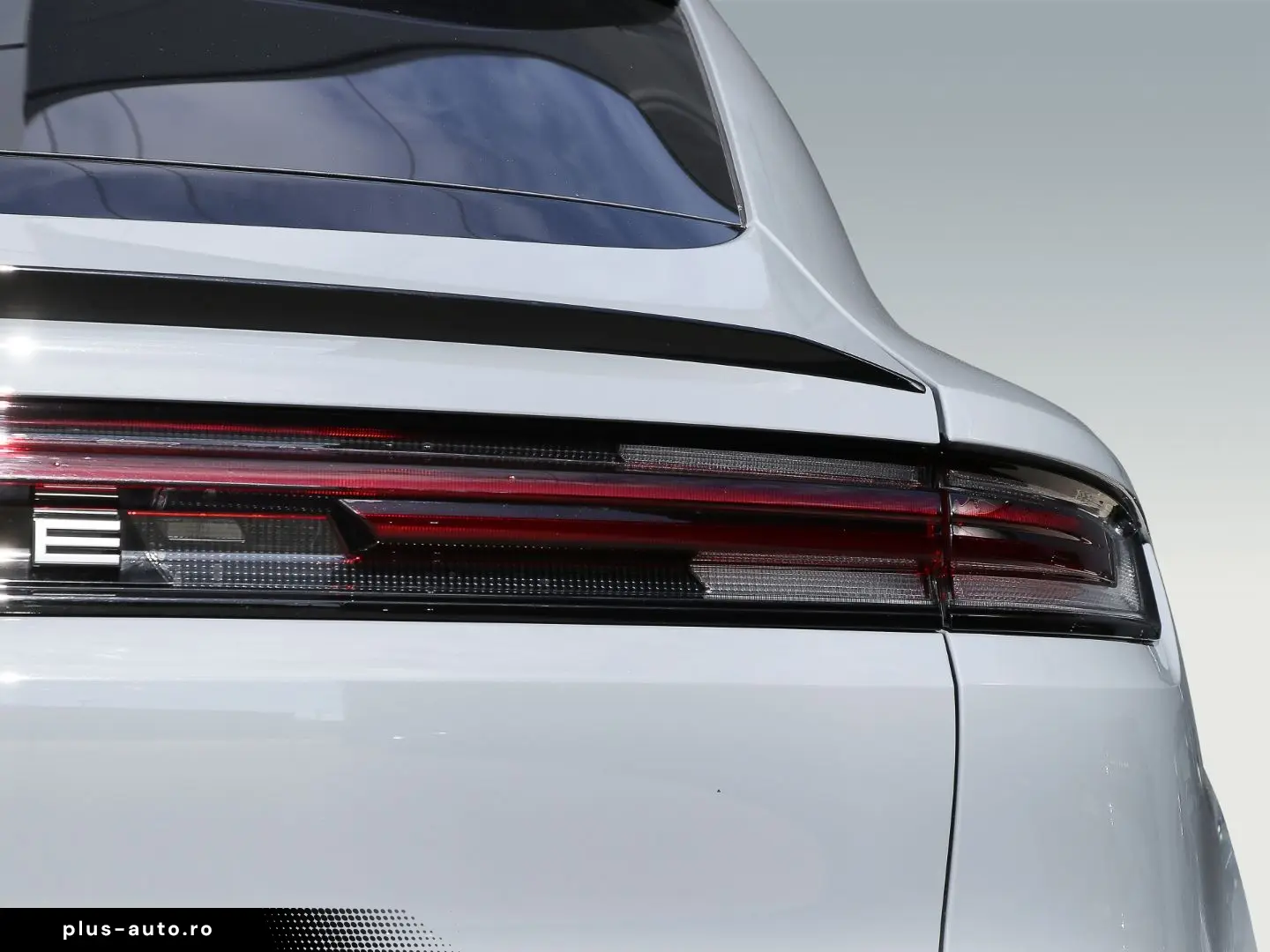 PORSCHE Cayenne S E-Hybrid Coupe InnoDrive HA-Lenkung
