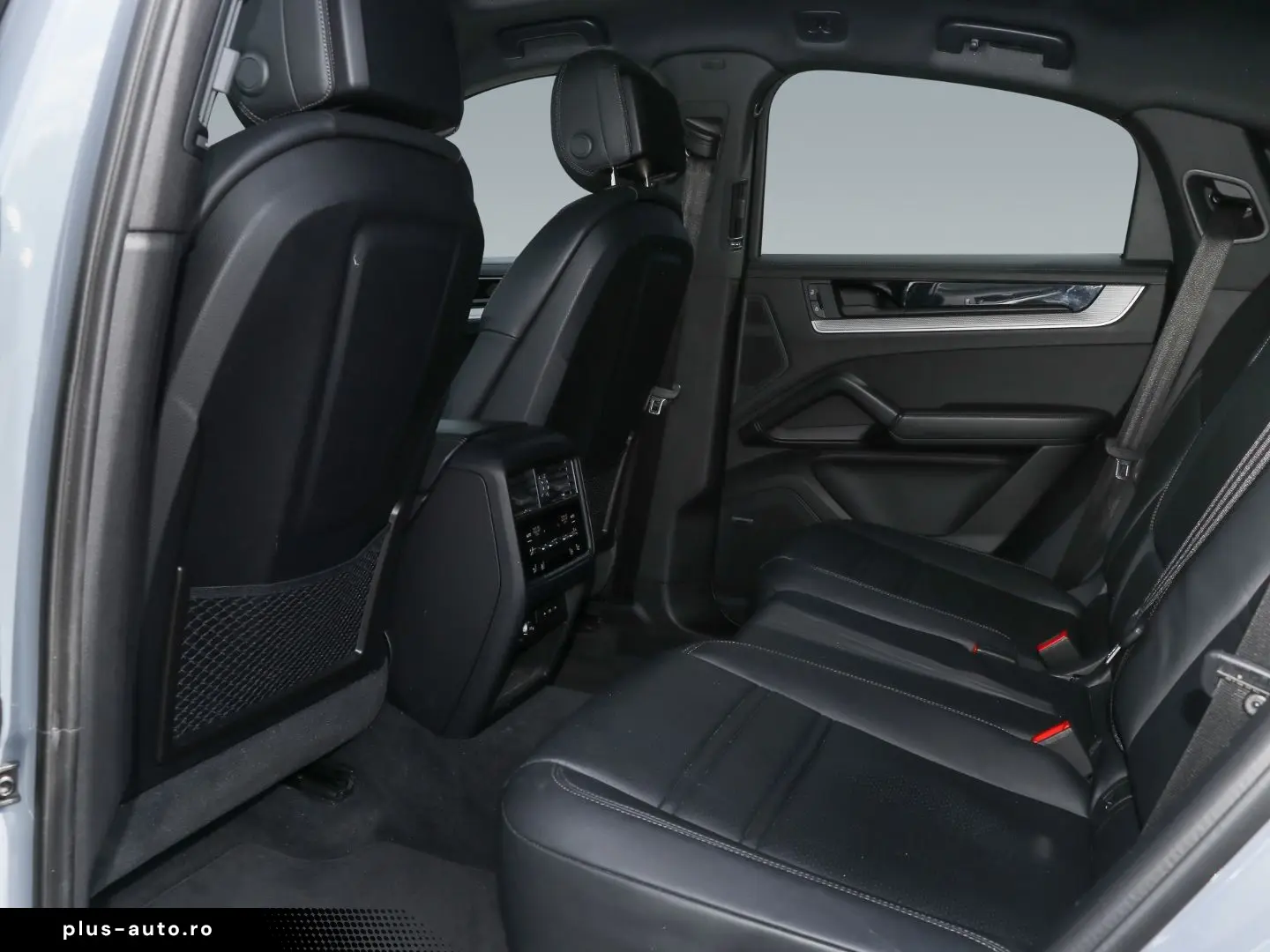 PORSCHE Cayenne S E-Hybrid Coupe InnoDrive HA-Lenkung