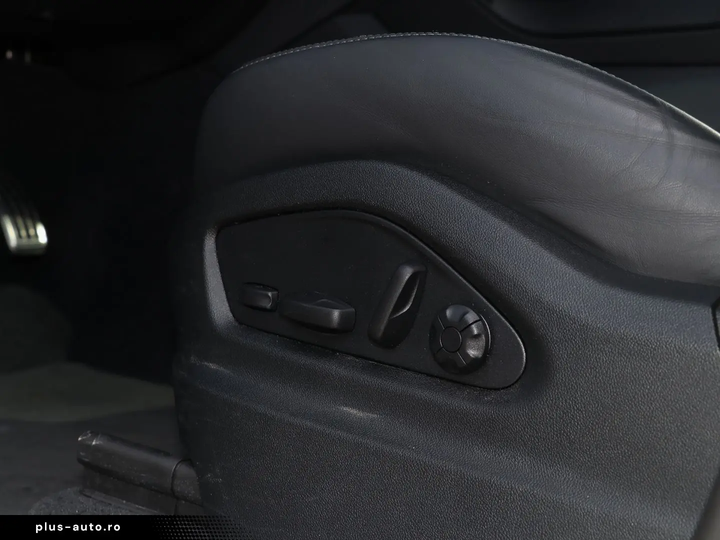 PORSCHE Cayenne S E-Hybrid Coupe InnoDrive HA-Lenkung