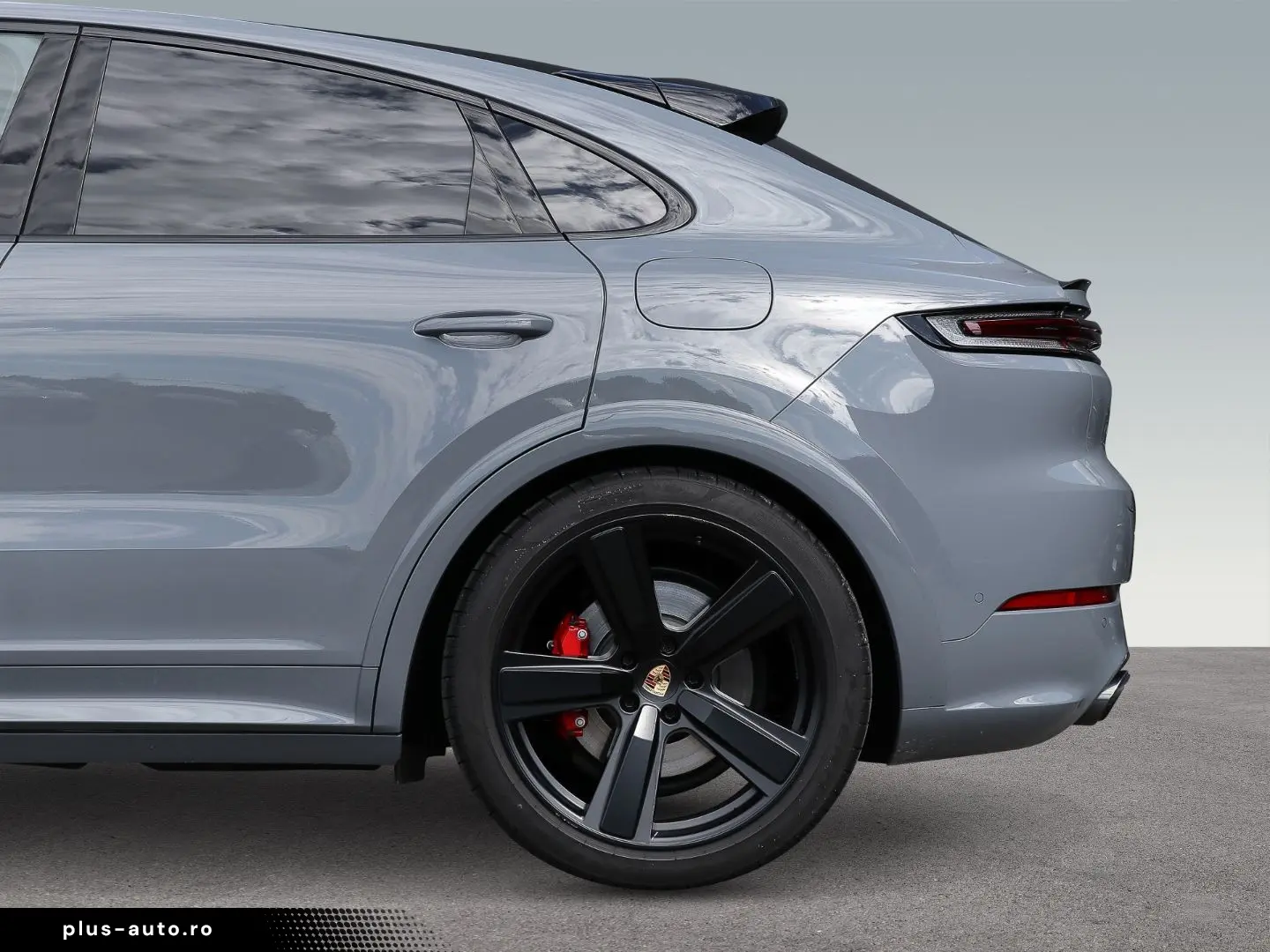 PORSCHE Cayenne S E-Hybrid Coupe InnoDrive HA-Lenkung