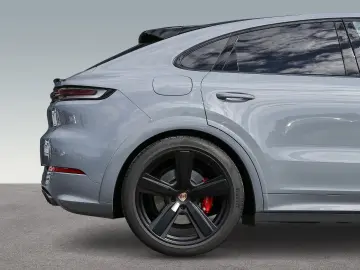 PORSCHE Cayenne S E-Hybrid Coupe InnoDrive Pano 360Camera