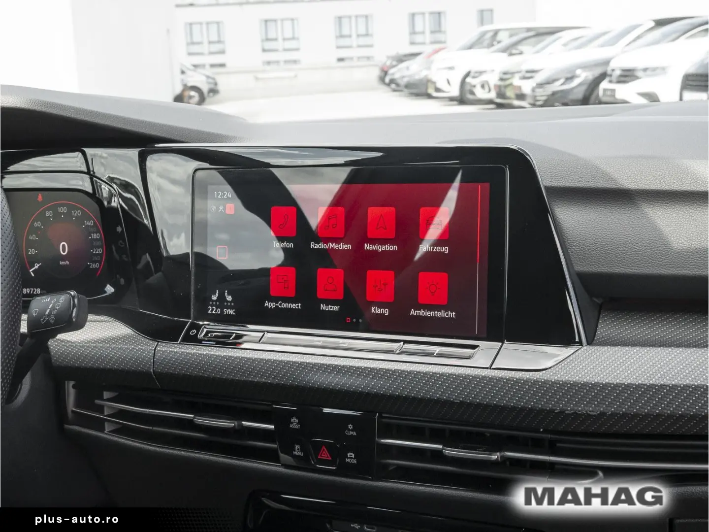 VW Golf VIII R-Line 1.5 eTSI ACC LED Navi ParkPilot