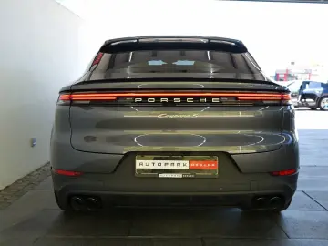 PORSCHE Cayenne Coupe S E-Hybrid Pano Bose 360Camera HUD