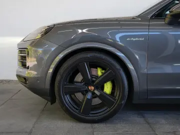 PORSCHE Cayenne Coupe S E-Hybrid Pano Bose 360Camera HUD