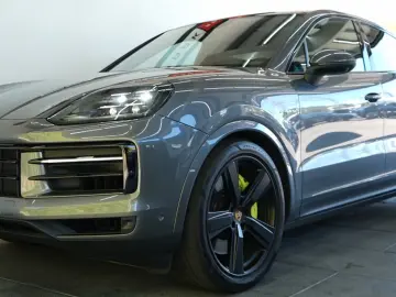 PORSCHE Cayenne Coupe S E-Hybrid Pano Bose 360Camera HUD