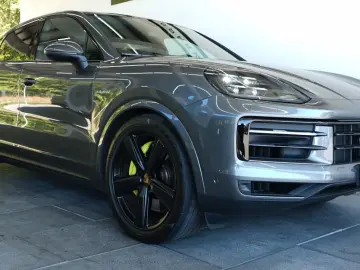 PORSCHE Cayenne Coupe S E-Hybrid Pano Bose 360Camera HUD