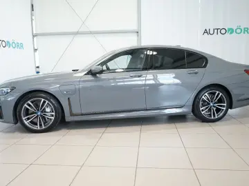 BMW 745e M Sport Massage H K FondEntertainm. Luft