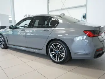 BMW 745e M Sport Massage H K FondEntertainm. Luft