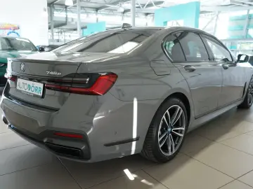BMW 745e M Sport Massage H K FondEntertainm. Luft