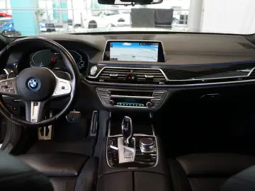BMW 745e M Sport Massage H K FondEntertainm. Luft