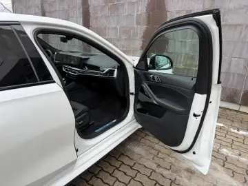 BMW X6 30d M SPORT PRO.LUFTFEDER.SOFTCL.PANO.AHK.22