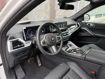 BMW X6 30d M SPORT PRO.LUFTFEDER.SOFTCL.PANO.AHK.22