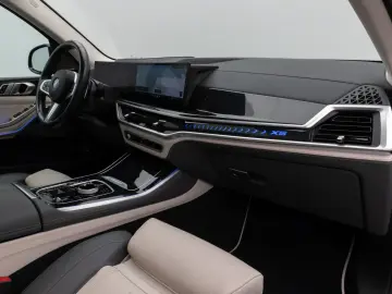 BMW X5 xD50e M Sport 360 H K Panorama Individual 22