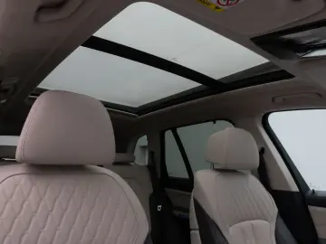 BMW X5 xD50e M Sport 360 H K Panorama Individual 22