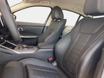 BMW 320i Aut. Adapt. LED Individual Inno Memory 360