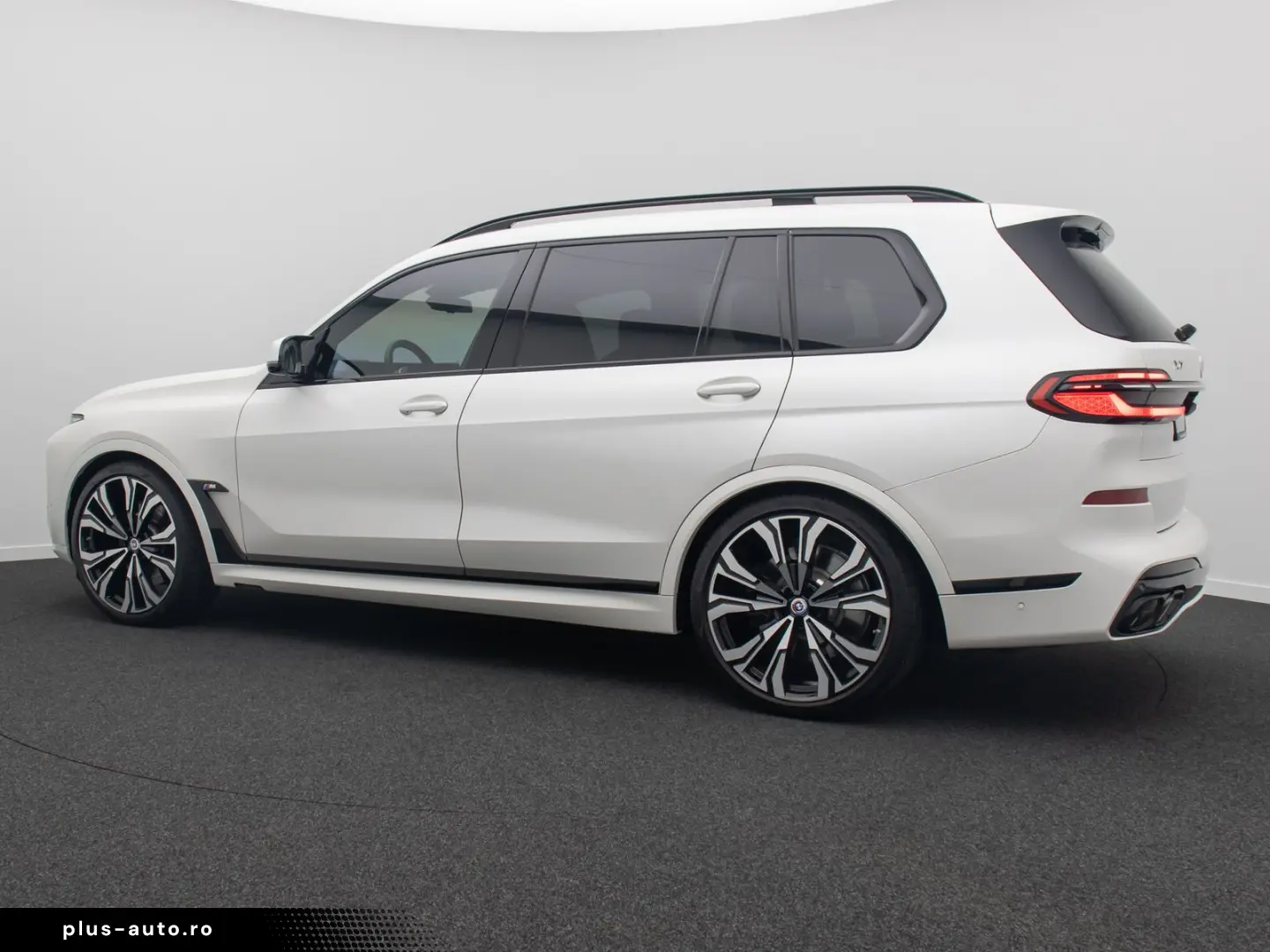 BMW X7 M60i xD 360 SkyLounge Individual-Voll 23Zoll