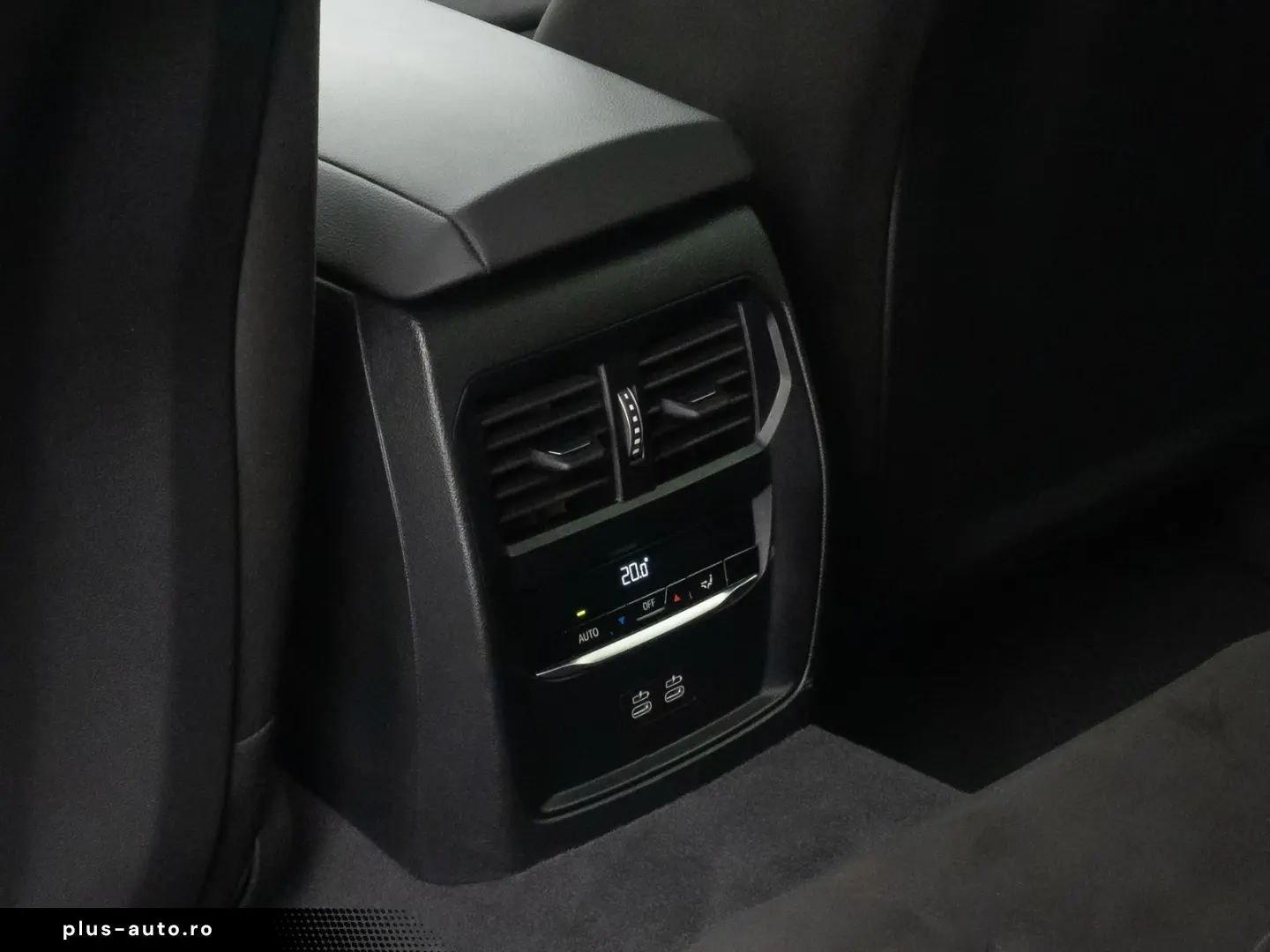 BMW 320i M Sport 360  DAB HiFi HUD Individual 18Zoll
