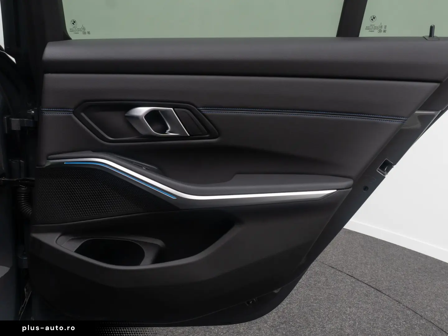 BMW 320i M Sport 360  DAB HiFi HUD Individual 18Zoll
