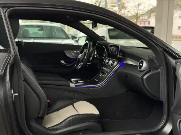 MERCEDES-BENZ C 63 AMG PANO MEMORY BURMESTER 360 NIG…