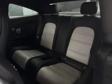 MERCEDES-BENZ C 63 AMG PANO MEMORY BURMESTER 360 NIG…