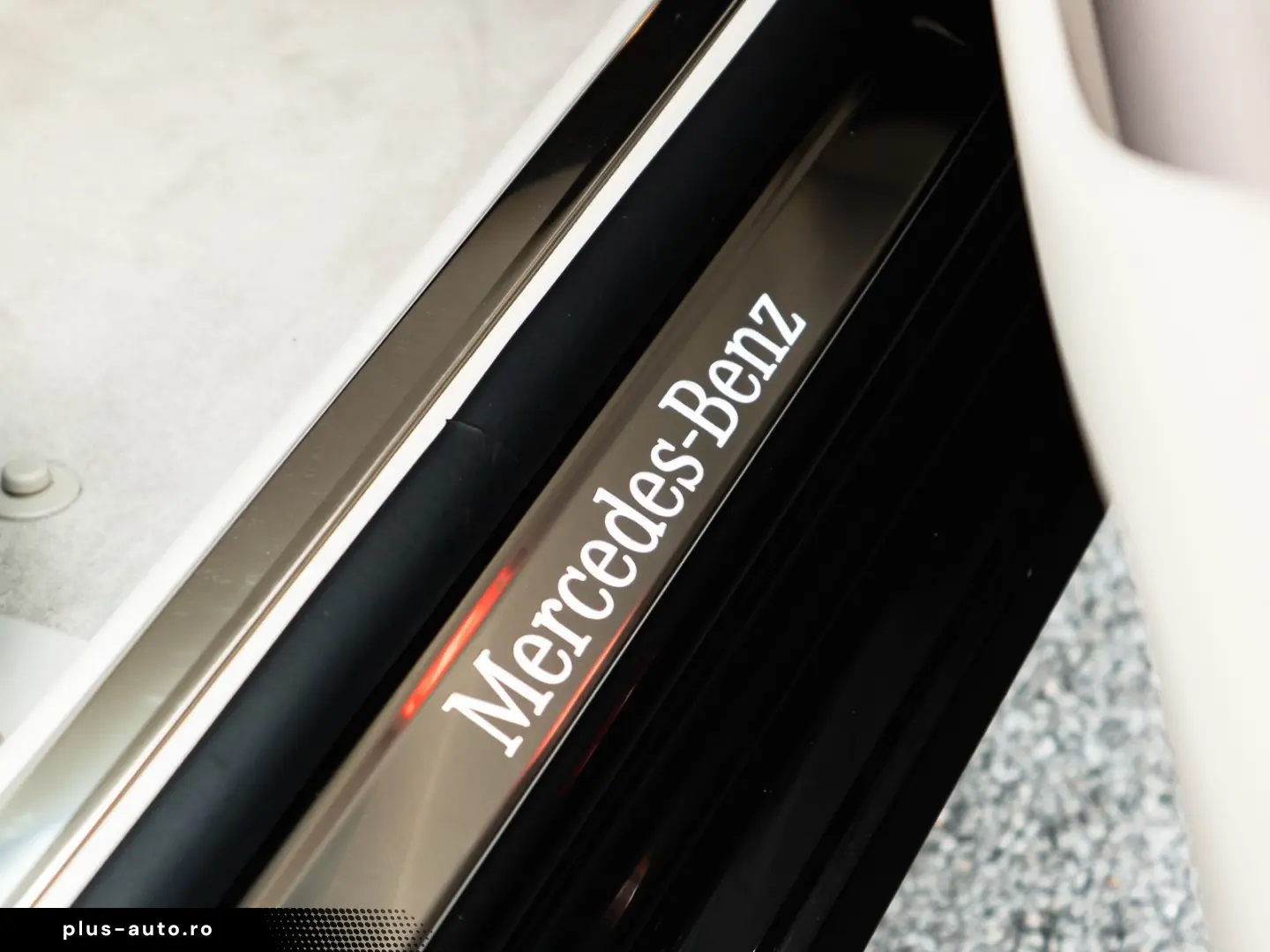 MERCEDES-BENZ S 400 d 4Matic STANDHEIZUNG 4 x MASSAGE 19`AMG