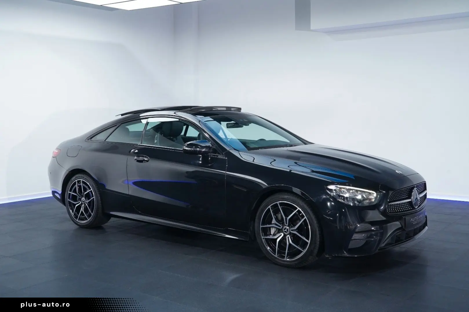 MERCEDES-BENZ E 300 Coupé AMG 9G LED PANO BURM 360