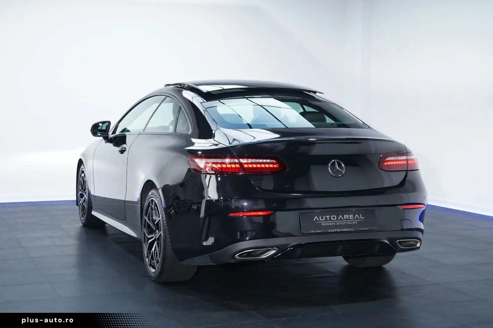 MERCEDES-BENZ E 300 Coupé AMG 9G LED PANO BURM 360