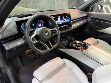 BMW 540 d xDrive M Sport Individual  M-Fahrwerk AHK
