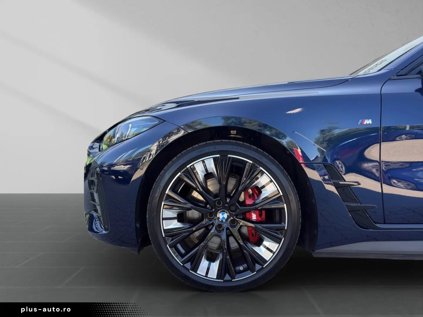 BMW i4 eDrive40 Gran Coupe Individual HUD 1 59%