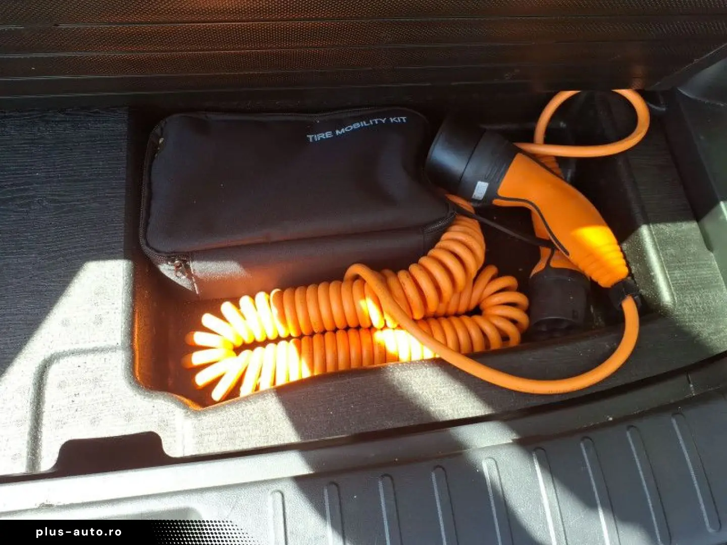 HYUNDAI Tucson Prime Plug-In Hybrid 4WD KRELL LEDER NAVI
