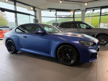 BMW M2 Coupé INDIVIDUAL M RACE TRACK PAKET Head-Up
