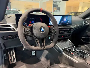 BMW M2 Coupé INDIVIDUAL M RACE TRACK PAKET Head-Up
