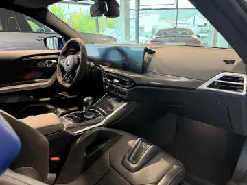 BMW M2 Coupé INDIVIDUAL M RACE TRACK PAKET Head-Up