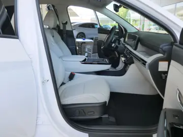 HYUNDAI TUCSON 1.6 T-GDI PHEV Prime 4WD  Vorführwagen