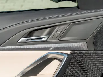 BMW X1 xDrive20d M SPORT.DR.ASS.PR.ASS.SHZ.2STÜCK