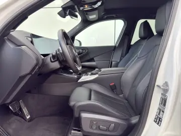 BMW X3 20i xDr MSpo Sunroof H&K 360 Keyless Memory