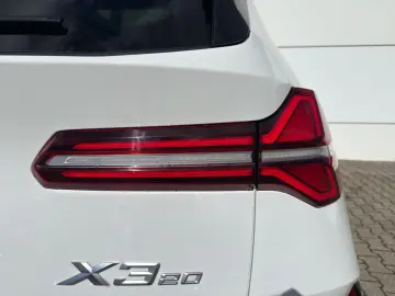 BMW X3 20i xDr MSpo Sunroof H&K 360 Keyless Memory