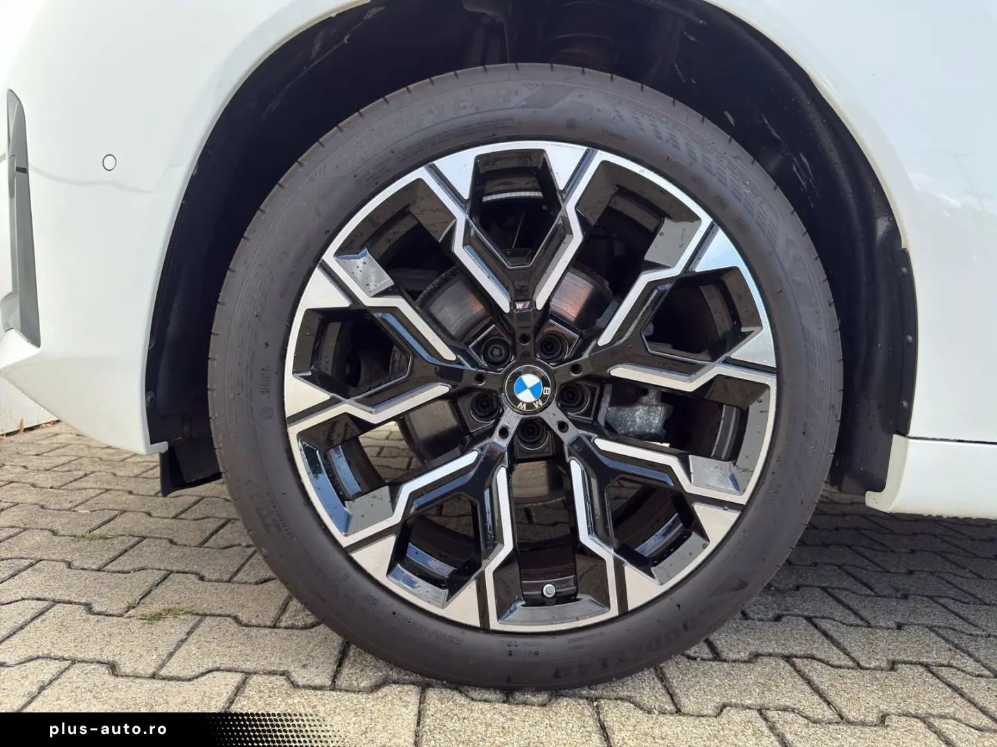 BMW X3 20i xDr MSpo Sunroof H&K 360 Keyless Memory