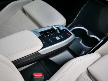 BMW X1 xDrive20d M SPORT.DR.ASS.PR.ASS.SHZ.2 STÜCK
