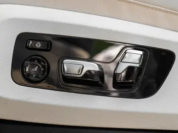 BMW BMW X7 40d M PRO.SITZ.LÜFT.ICONICG.DR.ASS.PR.AHK