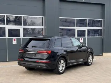 AUDI Q7 55 TFSI e quattro Competition Plus