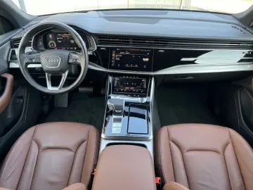 AUDI Q7 55 TFSI e quattro Competition Plus