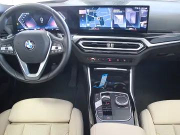 BMW 218i Coupe M Sport HUD Kamera Leder LED 1.Hand