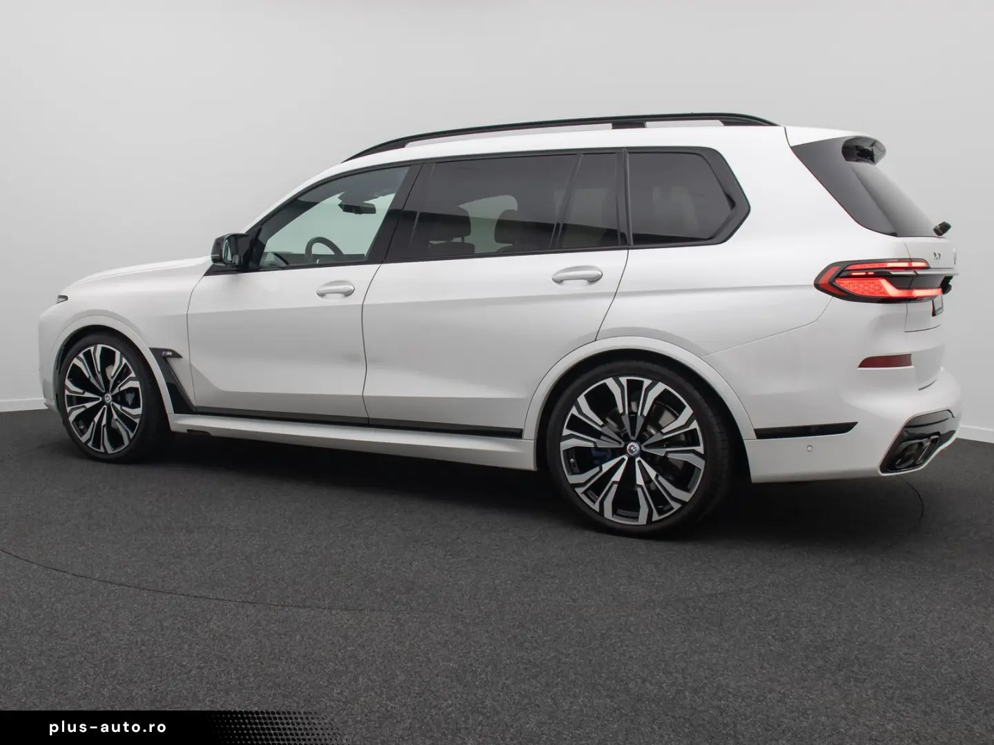 BMW X7 M60i xD Individual HUD B&W SoftCL 23Zoll VOLL
