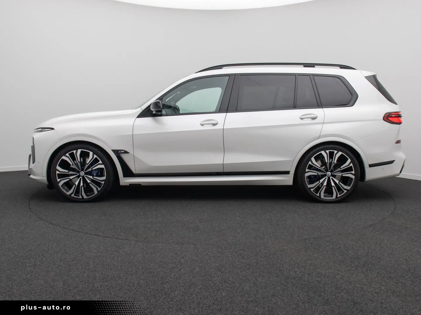 BMW X7 M60i xD Individual HUD B&W SoftCL 23Zoll VOLL