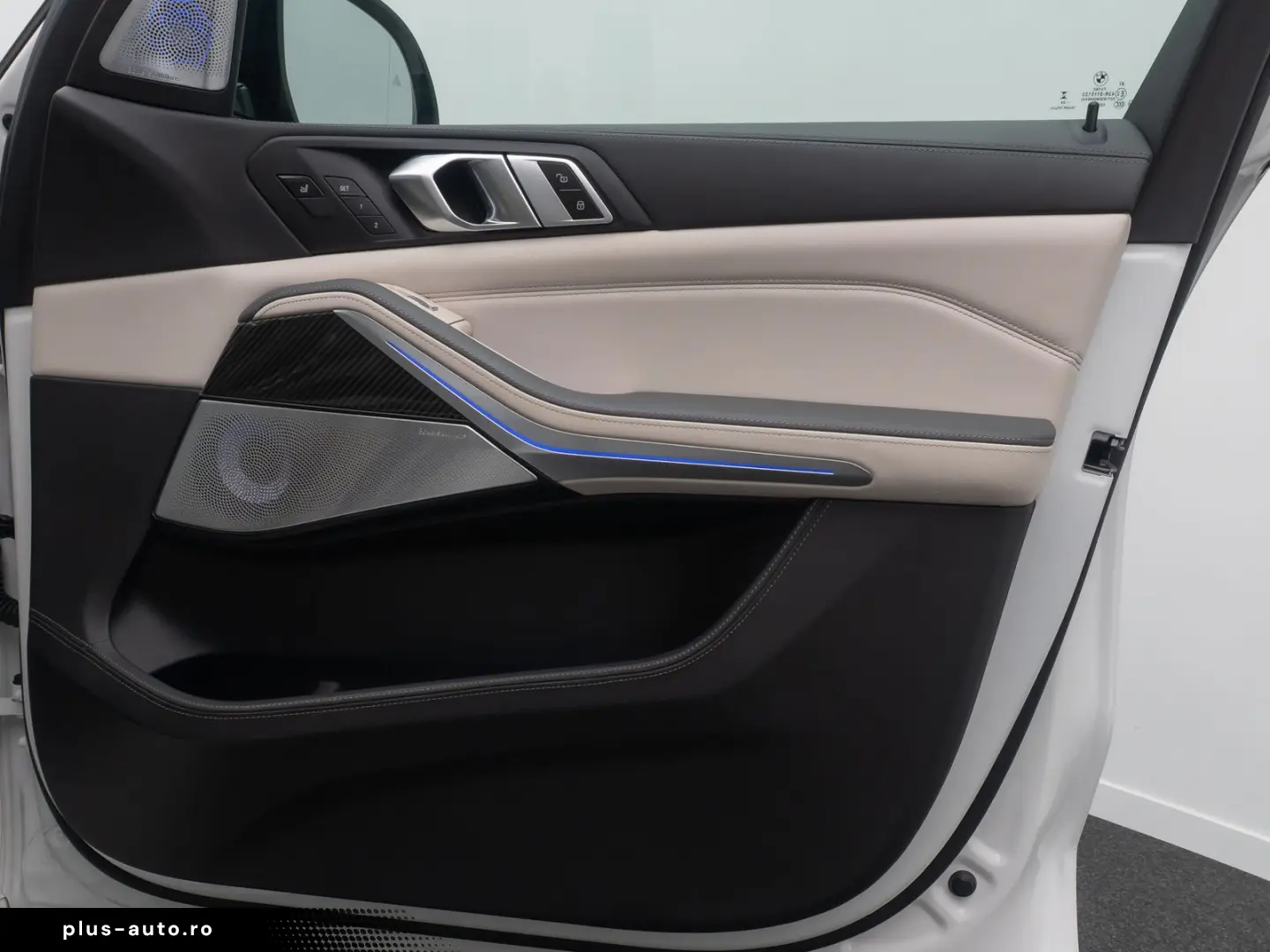 BMW X7 M60i xD Individual HUD B&W SoftCL 23Zoll VOLL