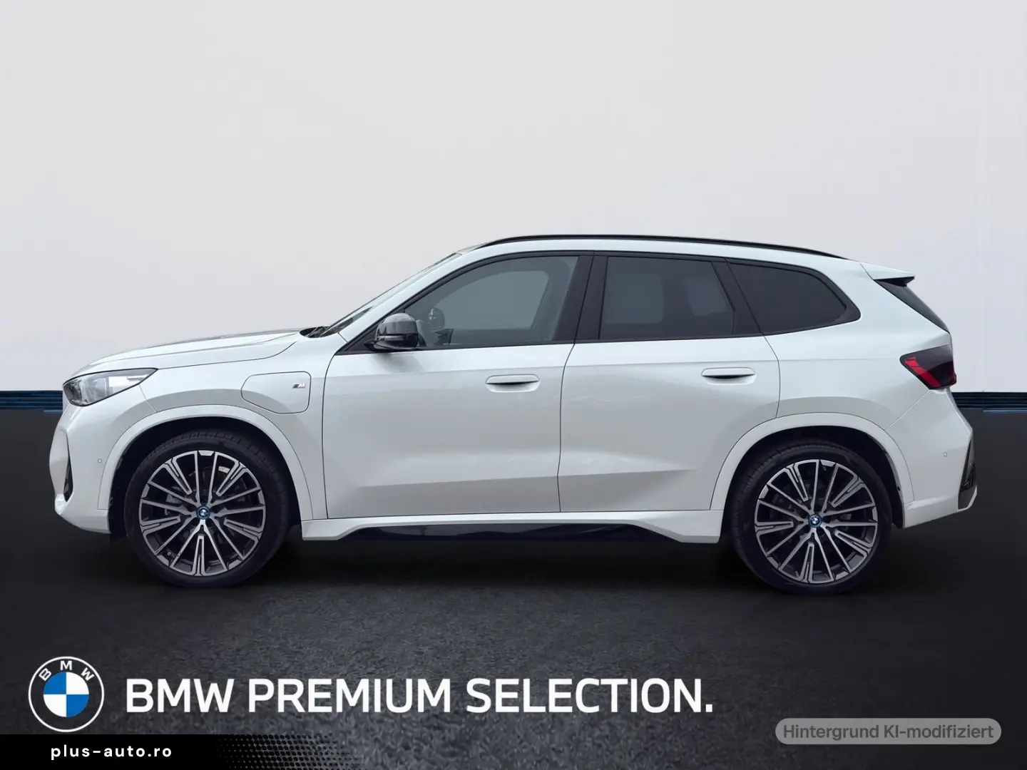 BMW X1 xDrive30e M SPORT LED PANO AHK HEAD UP DISPLA
