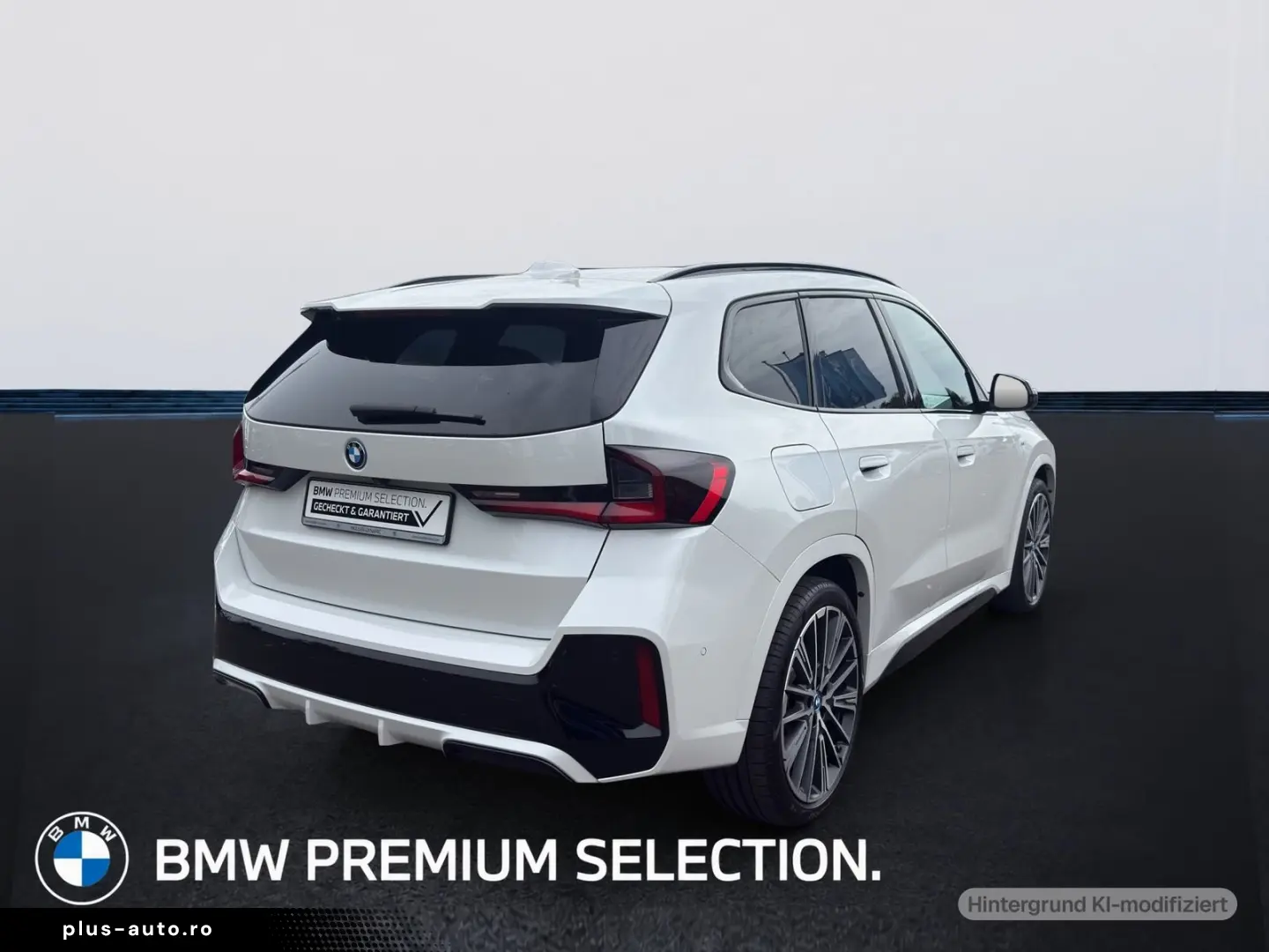 BMW X1 xDrive30e M SPORT LED PANO AHK HEAD UP DISPLA